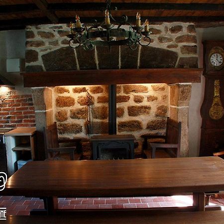 Maset De La Licorne Villa Nedde Bagian luar foto